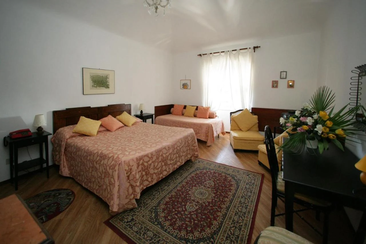 Una camera dell’Hotel Sereno a Cogoleto